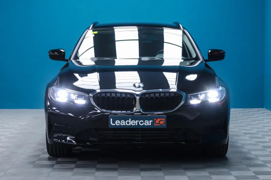 BMW Serie 3 320D AUTO TURING 5 PUERTAS 190CV