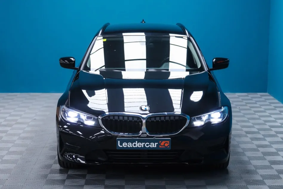 BMW Serie 3 320D AUTO TURING 5 PUERTAS 190CV