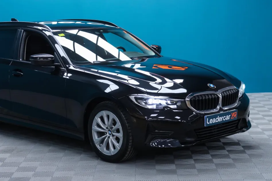 BMW Serie 3 320D AUTO TURING 5 PUERTAS 190CV