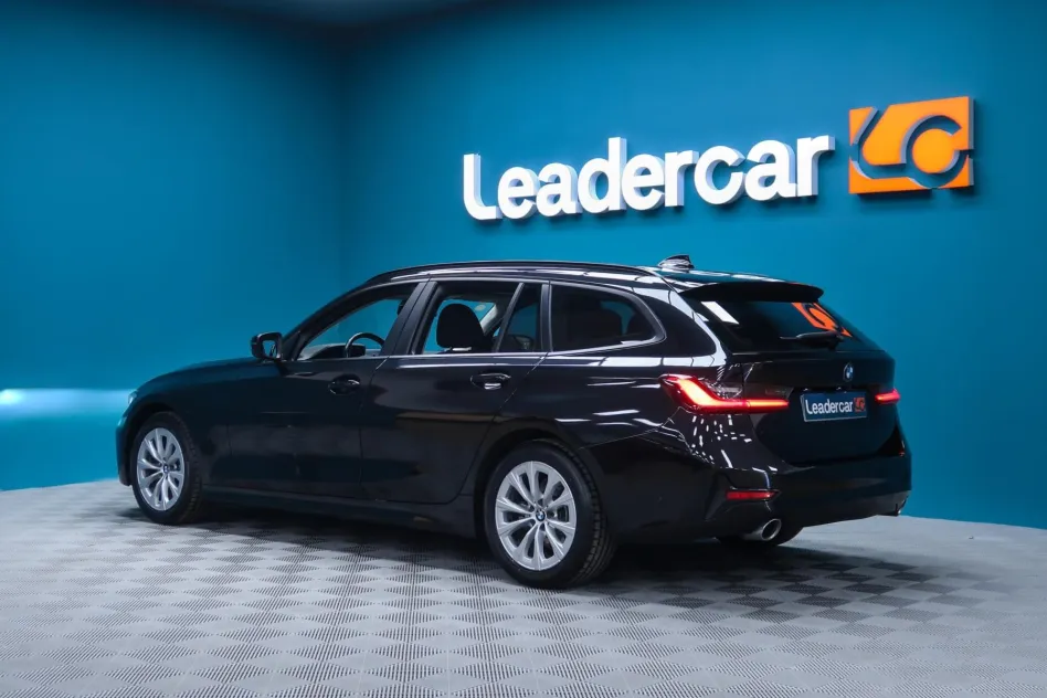 BMW Serie 3 320D AUTO TURING 5 PUERTAS 190CV