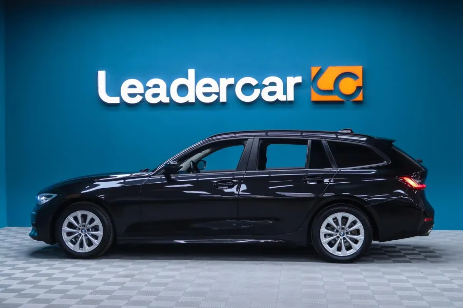 BMW Serie 3 320D AUTO TURING 5 PUERTAS 190CV