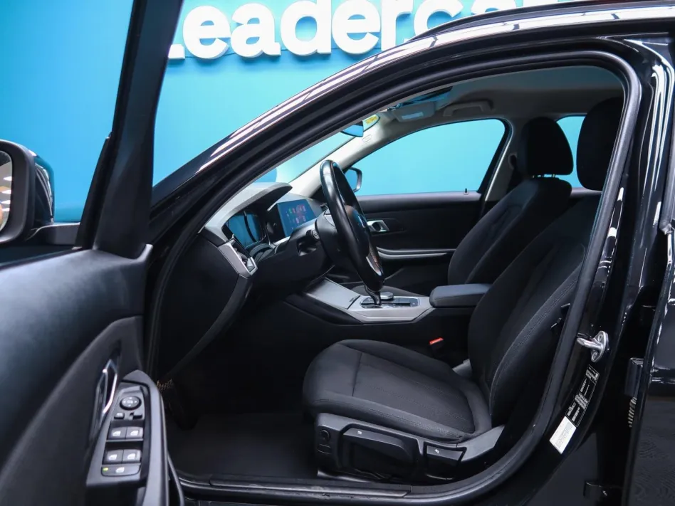 BMW Serie 3 320D AUTO TURING 5 PUERTAS 190CV