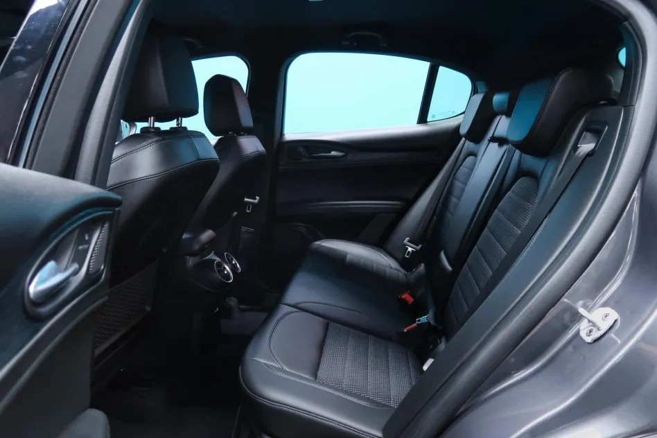 Alfa Romeo Stelvio 2.2  DIESEL 160 CV SPRINT