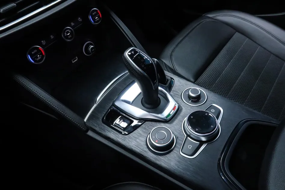 Alfa Romeo Stelvio 2.2  DIESEL 160 CV SPRINT