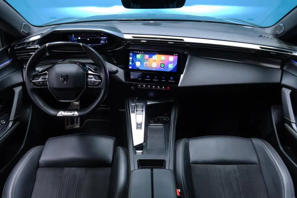 Peugeot Nuevo 408 GT PLUG-IN HYBRID 225CV
