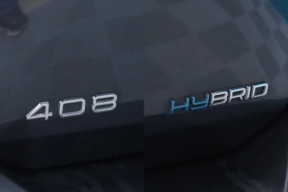 Peugeot Nuevo 408 GT PLUG-IN HYBRID 225CV