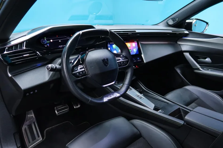 Peugeot Nuevo 408 GT PLUG-IN HYBRID 225CV