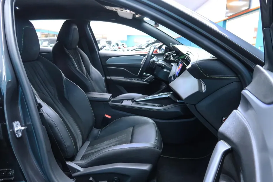 Peugeot Nuevo 408 GT PLUG-IN HYBRID 225CV