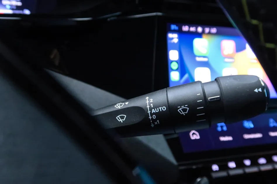 Peugeot Nuevo 408 GT PLUG-IN HYBRID 225CV