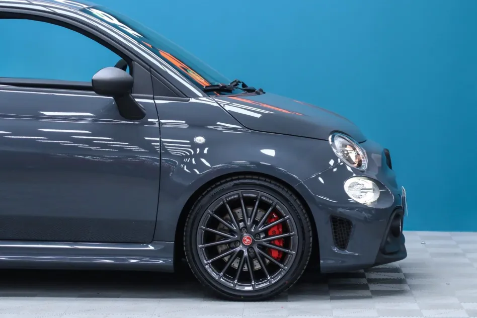 Abarth 500 595C 1.4 COMPETIZIONE 179CV