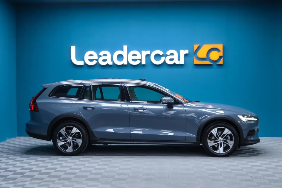 Volvo V60 Cross Country 2.0 B4 (D) AWD PRO AUTO 197CV