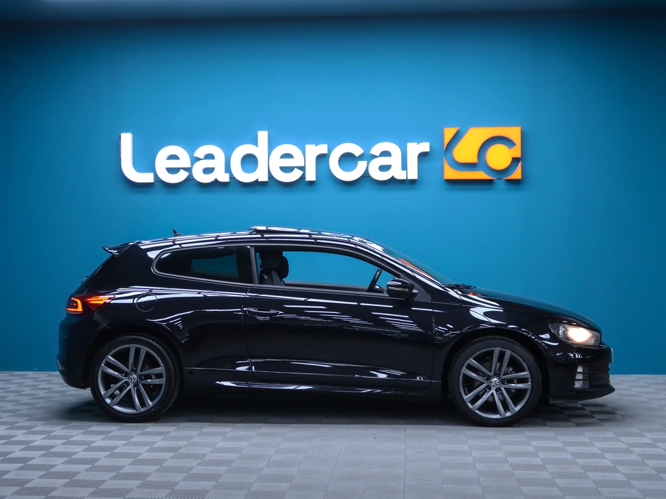 Volkswagen Scirocco 1.4 TSI R LINE BLUEMOTION 125CV