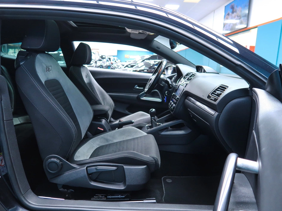 Volkswagen Scirocco 1.4 TSI R LINE BLUEMOTION 125CV