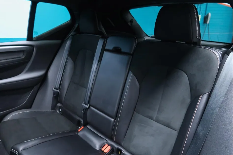 Volvo Xc40 1.5 T5 TWIN RECHARGE R-DESIGN AUTO