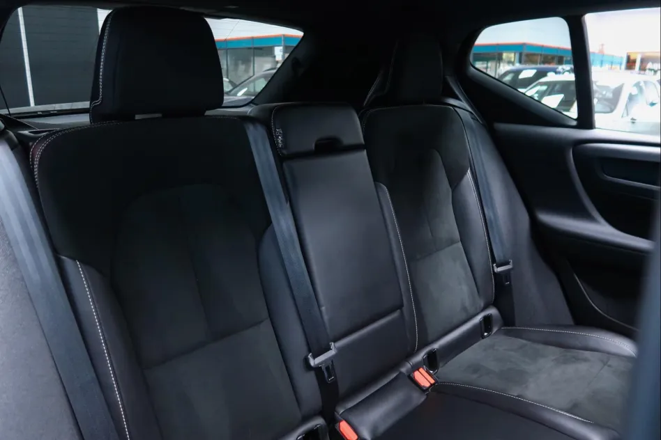 Volvo Xc40 1.5 T5 TWIN RECHARGE R-DESIGN AUTO