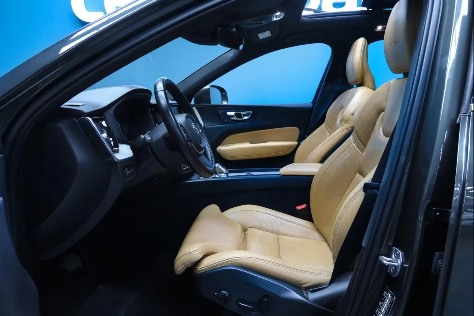 Volvo Xc60 2.0 T8 AWD INSCRIPTION AUTO 398CV